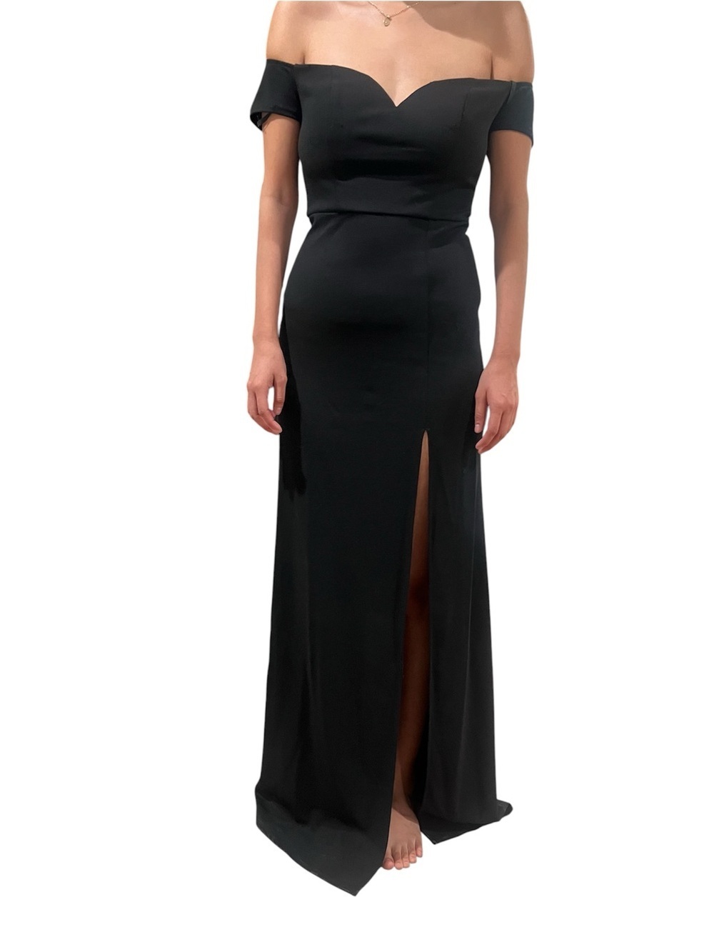 Elegant Off-Shoulder Black Gown with Front Slit Size M